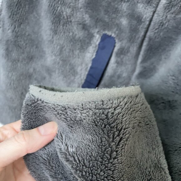L.L. Bean Hi Pile Fleece Jacket Mens M Reg Gray Full Zip Blue Outdoor Gorpcore - Picture 7 of 12